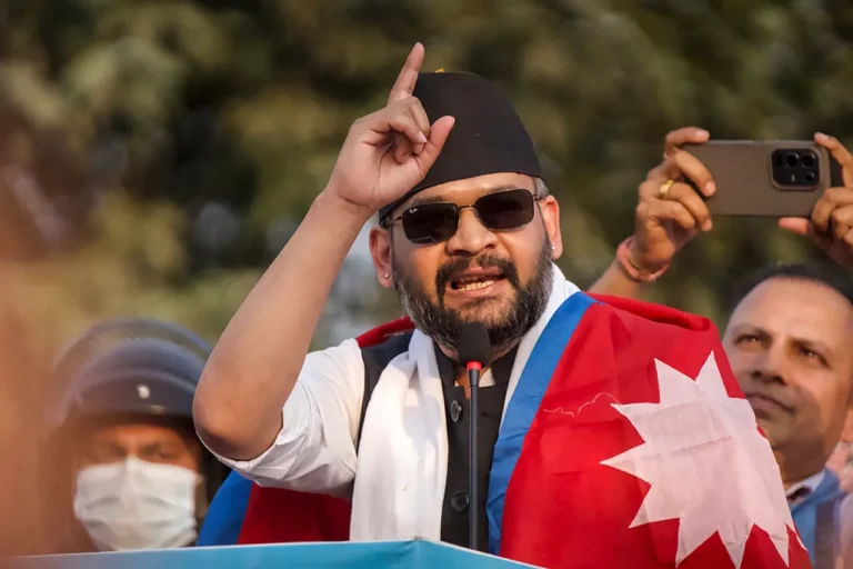 ‘জেন জি’ৰ ভৰসাৰ পৰা ক্ষমতালৈ, এতিয়া গণআন্দোলনৰ মুখত নেপালৰ প্ৰধানমন্ত্ৰী বালেন শাহ! পদত্যাগৰ দাবীত উত্তাল দেশ।